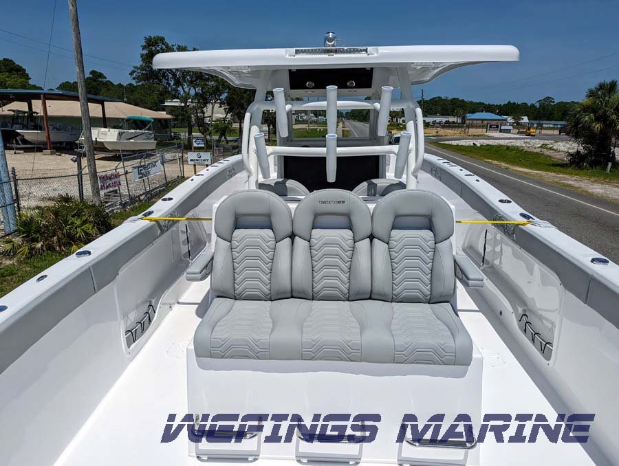 Twin Vee 340 GFX 2022 39